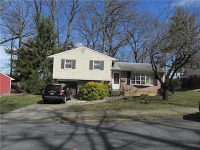 2469 South 6th St Allentown, PA 18103