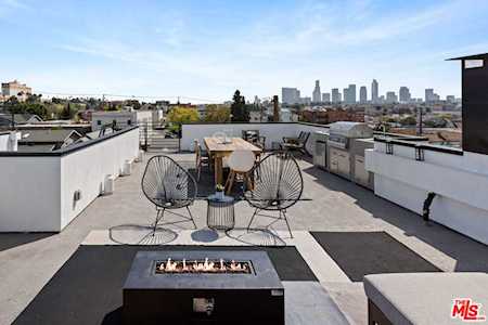 331 N La Fayette Park Place Los Angeles, CA 90026