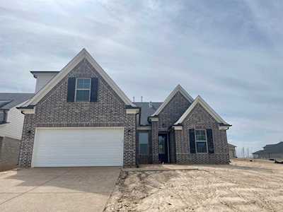 250 St Andrews Dr Oakland, TN 38060