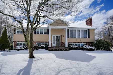 4 Hearthstone Drive Burlington, MA 01803