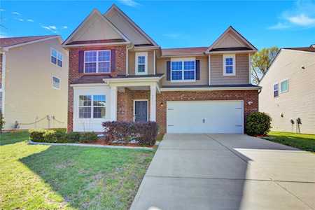 5711 Castlecove Rd Charlotte, NC 28273