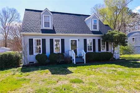 3417 Summerbrooke Dr Chesterfield, VA 23235