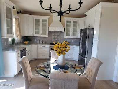 2832 S Valle Verde Mesa, AZ 85212