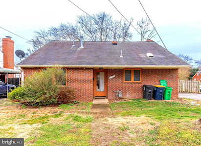1107 Navahoe Dr Silver Spring, MD 20903