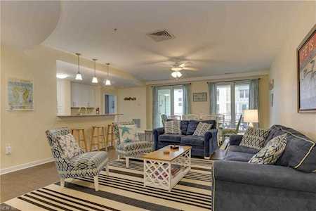 3738 Sandpiper Rd #137B Virginia Beach, VA 23456