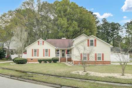 302 Mendenhall St Summerville, SC 29483