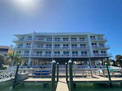 10091 Gulf Blvd #305E Treasure Island, FL 33706