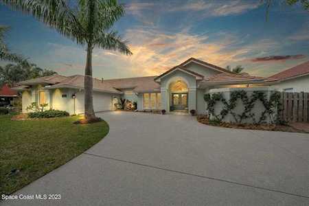 1735 Canterbury Drive Indialantic, FL 32903