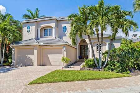 2067 Harbour Links Dr #4 Longboat Key, FL 34228