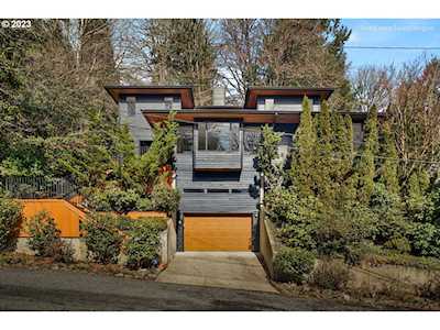 3125 SW Bennington DR Portland, OR 97205