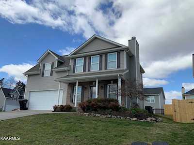 8401 Bowsong Ln Powell, TN 37849