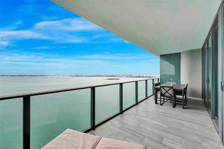 3131 NE 7th Ave #2402 Miami, FL 33137