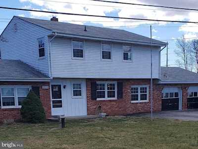 12216 Greenridge Dr Boyds, MD 20841