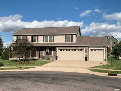 1221 Belford Ct Washington, IL 61571