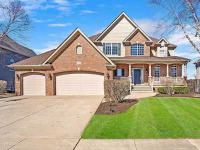 4023 Juneberry Rd Naperville, IL 60564
