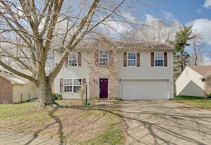 876 Preakness Dr Greenwood, IN 46143