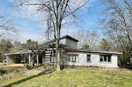 141 Country Club Dr Hendersonville, TN 37075