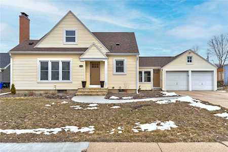2625 SE Country Club Parkway Cedar Rapids, IA 52403