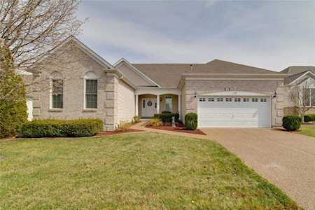 579 Owls Perch Dr Lake St Louis, MO 63367