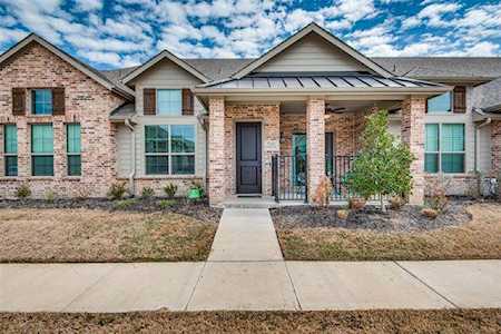 7232 Calistoga Lane Grand Prairie, TX 75054