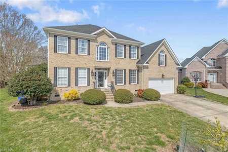 5111 N Kemper Lakes Ct Suffolk, VA 23435