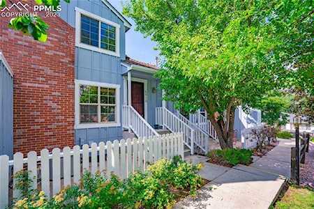 6910 Los Reyes Circle Colorado Springs, CO 80918