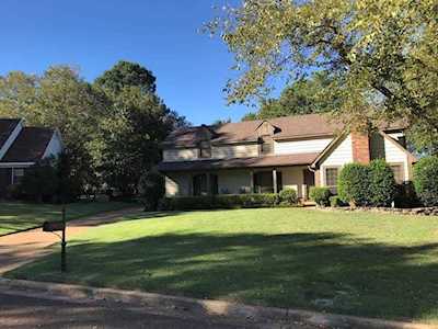 7968 Winding Creek Dr Germantown, TN 38138
