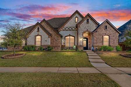 9101 Cordero Drive North Richland Hills, TX 76182