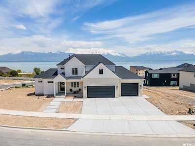 3498 S Garibaldi Way E Saratoga Springs, UT 84045