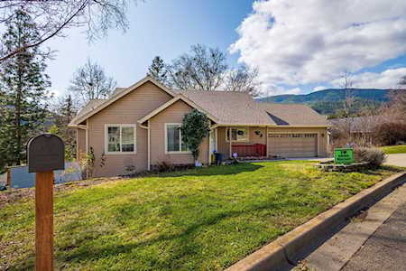 103 Cedar Ridge Terrace Rogue River, OR 97537