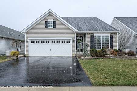 31 Harvest Ridge Rd Howell, NJ 07731
