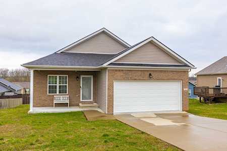 132 Nathan Hale Dr Georgetown, KY 40324