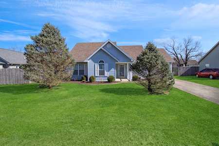 204 Dressage Ct Frankfort, KY 40601