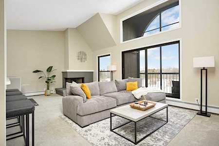 9700 Portland Avenue S #335 Bloomington, MN 55420