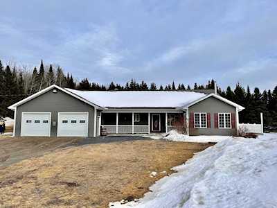 1304 E Plantation Road E Twp, ME 04734