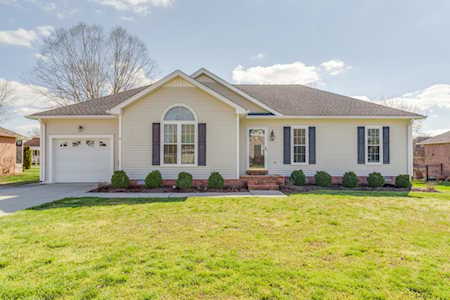 1095 Gray Bill Dr Gallatin, TN 37066