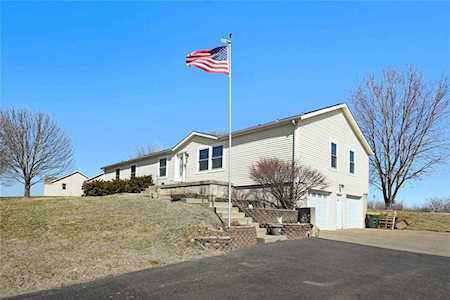 517 S 110th St Edwardsville, KS 66111