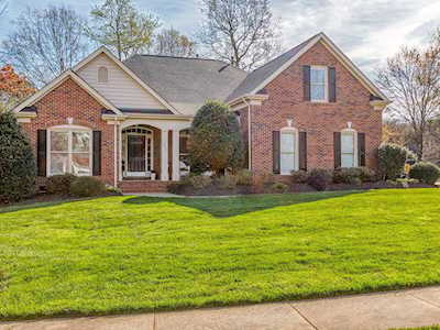 9030 Cambridge Green Dr Charlotte, NC 28277
