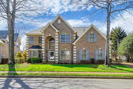 4729 Sterling Cross Nashville, TN 37211