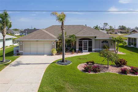 225 Bunker Rd Rotonda West, FL 33947