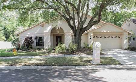 9527 Pebble Glen Ave Tampa, FL 33647
