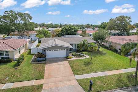 10443 Majestic Dr Largo, FL 33774