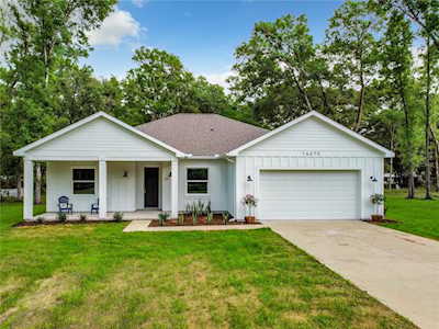 16670 Frazee Ct Dade City, FL 33523