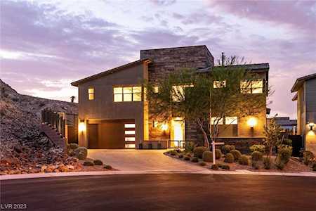 10246 Red Giant Ave Las Vegas, NV 89135