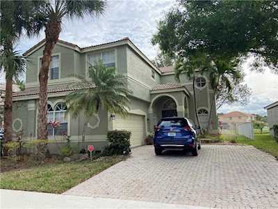 5874 NW 49th Ln Coconut Creek, FL 33073