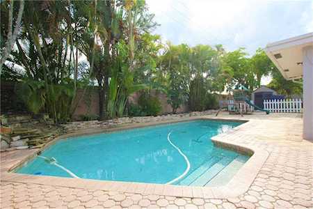 6850 NW 6th Street Margate, FL 33063