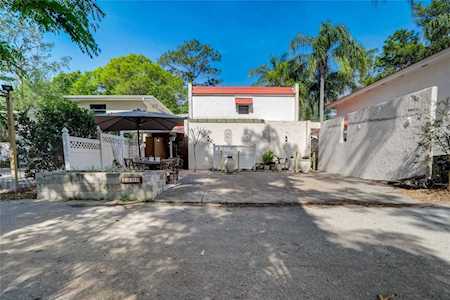 1300 Granada WAY Winter Haven, FL 33884