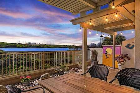 4821 Vigilant Way Carlsbad, CA 92008