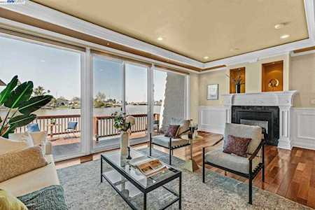616 Fathom Dr San Mateo, CA 94404