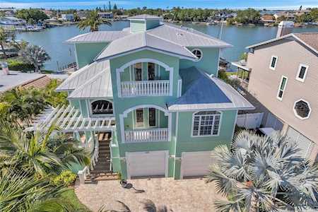 478 Harbor Dr S Indian Rocks Beach, FL 33785